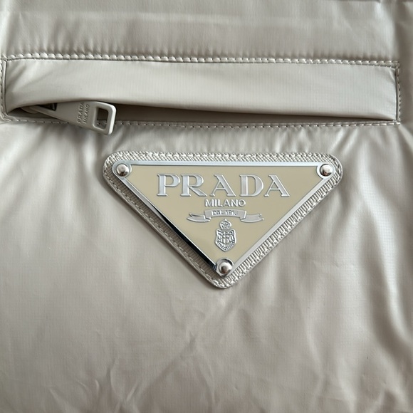 Prada puffer - Picture 2 of 9